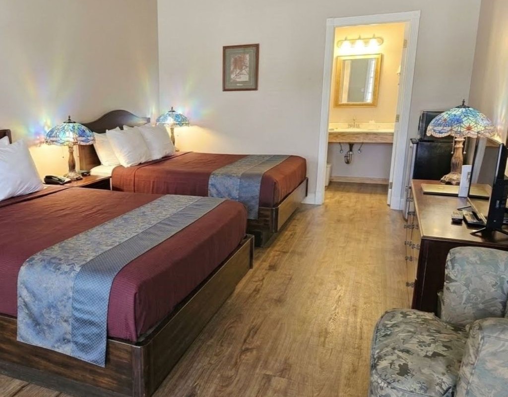 Double Queen Bed rooms